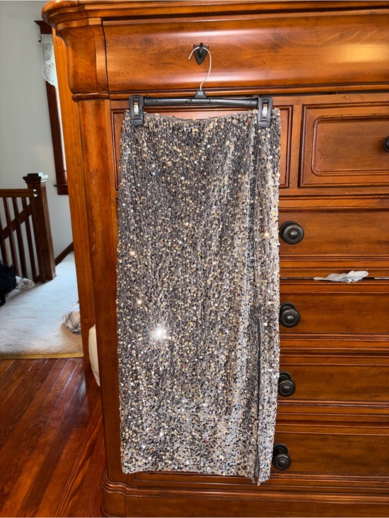 Madden Nyc Dresses & Skirts - Madden NYC Silver Sequin Maxi Skirt XS NWT Holiday Party Glam